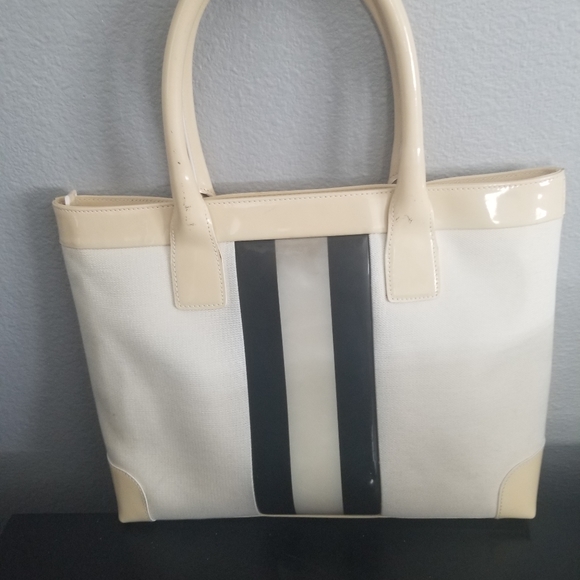 Authentic Gucci Handbag Preloved - Picture 4 of 10